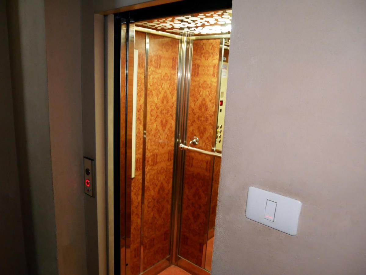 קטאניה Ninetti Guest House - Apt Centro Storico מראה חיצוני תמונה